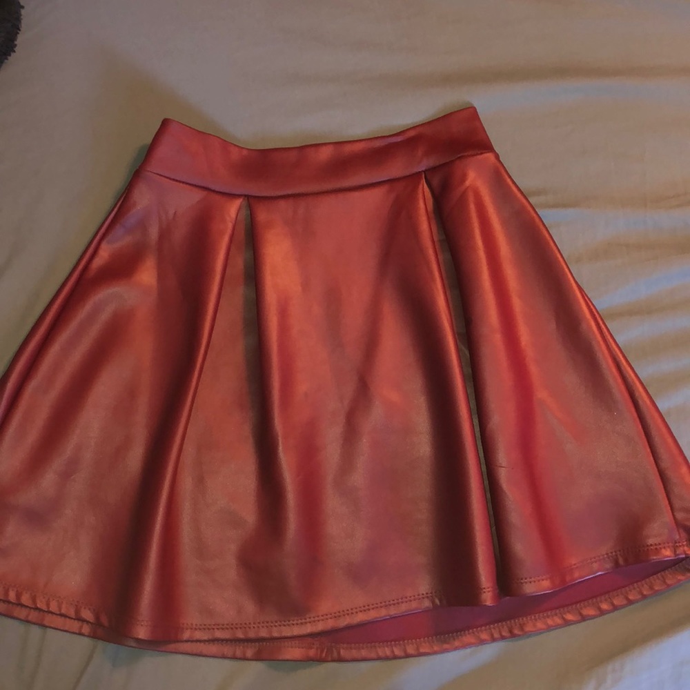 Flowy skirt